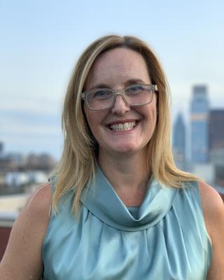 laura keane headshot