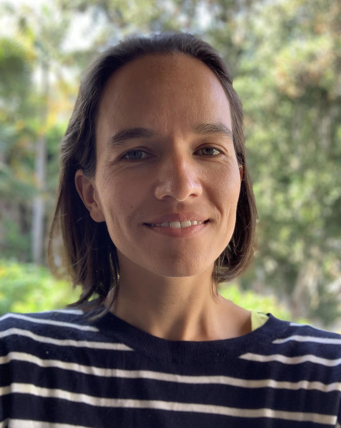 alessandra soto headshot