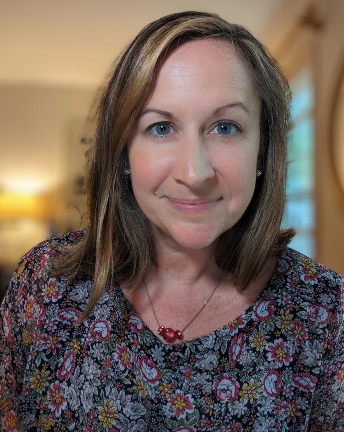 Renee Danser Headshot